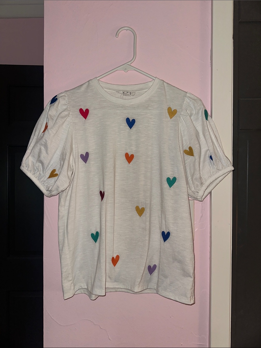 White Heart Print Puff Sleeve Tee